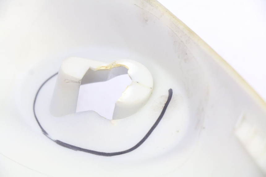 photo de VERKLEIDUNG HINTEN RECHTS SACHS FY125T FY T 125 (2007 - 2011) - Alternative Perspektive