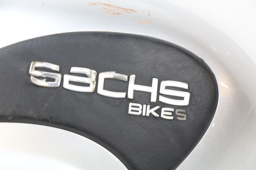 photo de VERKLEIDUNG HINTEN RECHTS SACHS FY125T FY T 125 (2007 - 2011) - Kennzeichnungen und Originalreferenzen