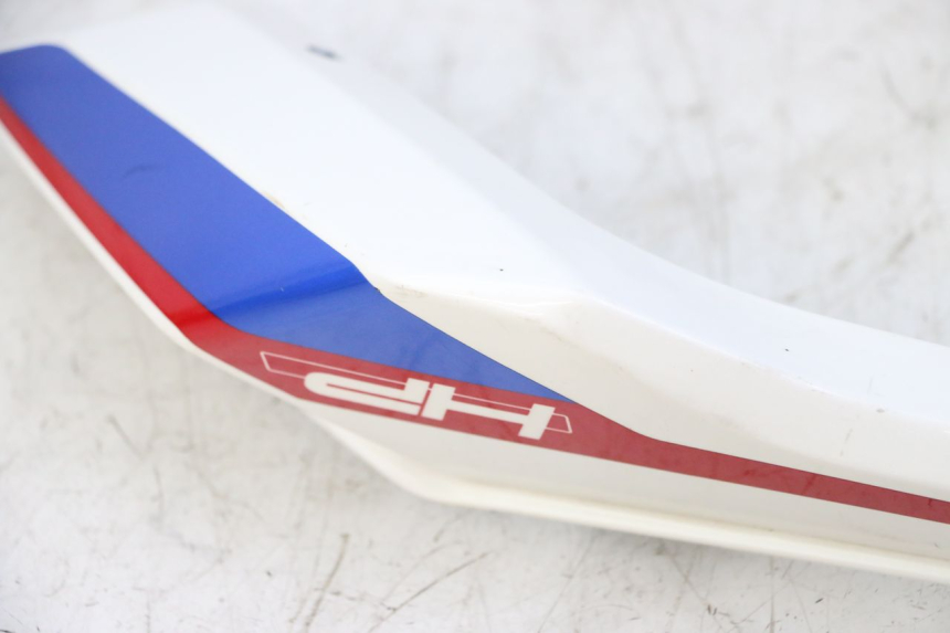 photo de VERKLEIDUNG HINTEN RECHTS BMW G310 R 310 (2016 - 2020) - Details der Befestigungspunkte