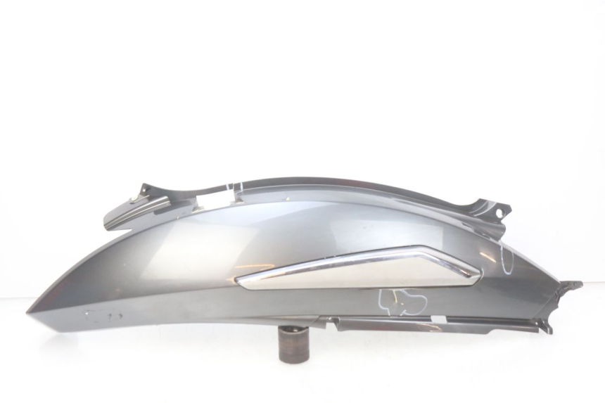 photo de RECHTER HINTERER KOTFLÜGEL PEUGEOT GEOPOLIS 400 (2007 - 2013) - Hauptansicht