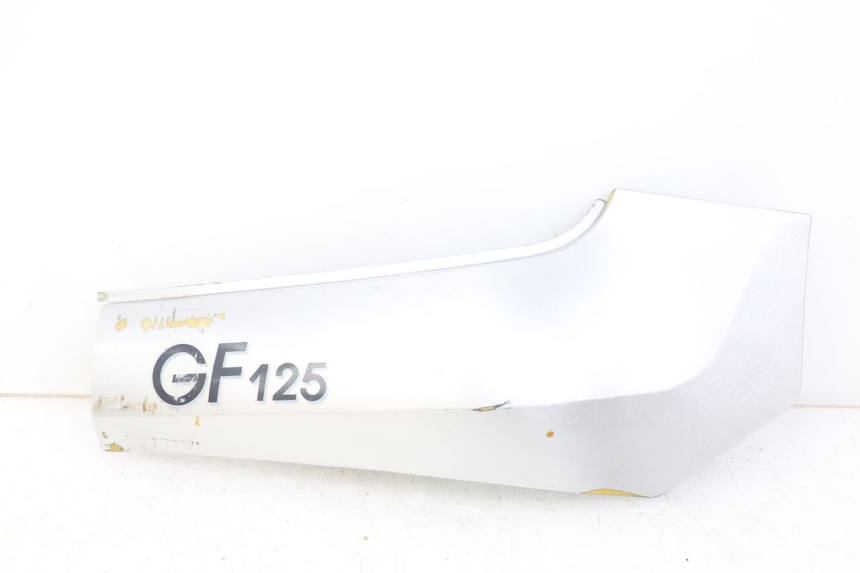 photo de VERKLEIDUNG HINTEN RECHTS HYOSUNG GF 125 (2001 - 2005) - Hauptansicht