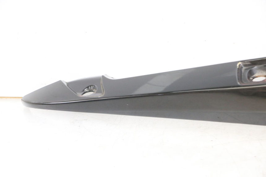 photo de VERKLEIDUNG HINTEN RECHTS GILERA NEXUS 300 (2008 - 2013) - Weitere Ansicht des Artikels