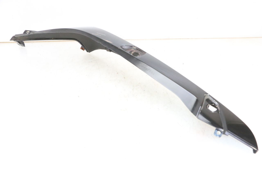 photo de VERKLEIDUNG HINTEN RECHTS GILERA NEXUS 300 (2008 - 2013) - Oberflächenzustand und Material