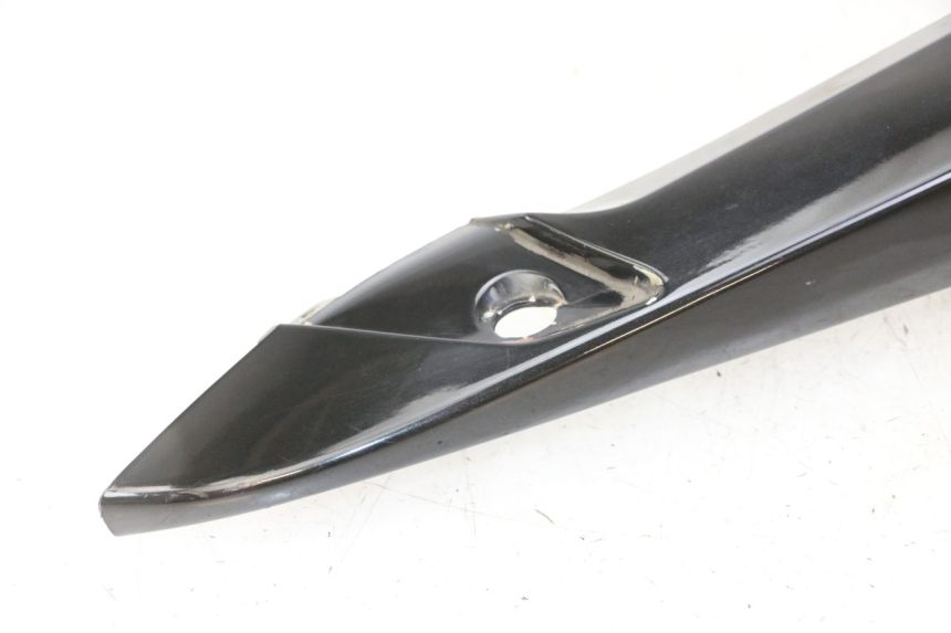 photo de VERKLEIDUNG HINTEN RECHTS GILERA NEXUS 300 (2008 - 2013) - Kennzeichnungen und Originalreferenzen