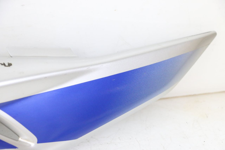 photo de VERKLEIDUNG HINTEN RECHTS SUZUKI GS GSE 500 (2001 - 2003) - Charakteristische Merkmale