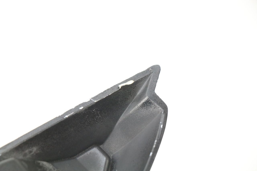 photo de VERKLEIDUNG HINTEN RECHTS SUZUKI GSX-R GSXR 750 (2011 - 2016) - Zoom auf Gebrauchszustand