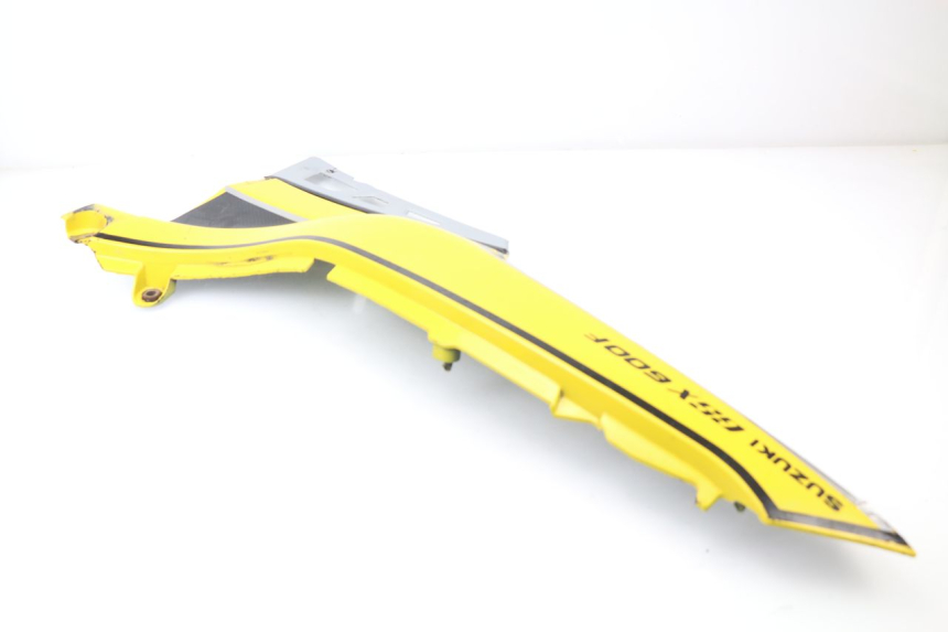 photo de VERKLEIDUNG HINTEN RECHTS SUZUKI GSXF GSX F 600 (1988 - 1997) - Geprüftes Gebrauchtteil