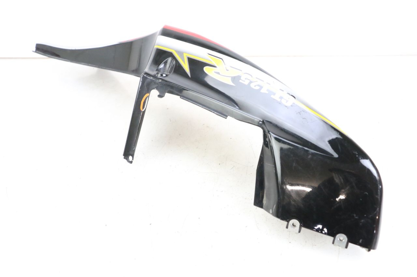 photo de VERKLEIDUNG HINTEN RECHTS HYOSUNG GTR 125 (2006 - 2008) - Technische Nahaufnahme