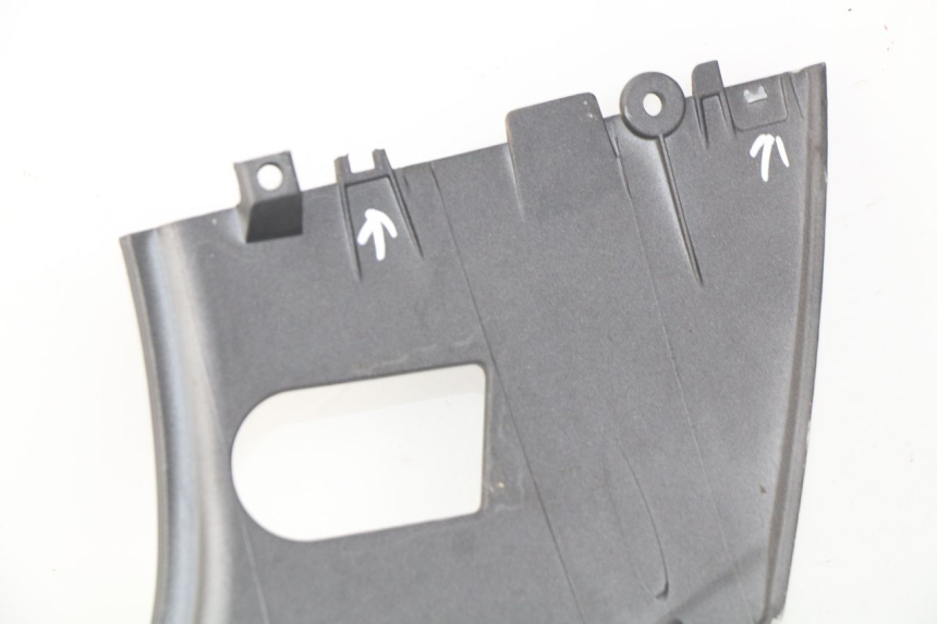 photo de VERKLEIDUNG HINTEN RECHTS SYM GTS EFI ABS 125 (2012 - 2016) - Alternative Perspektive