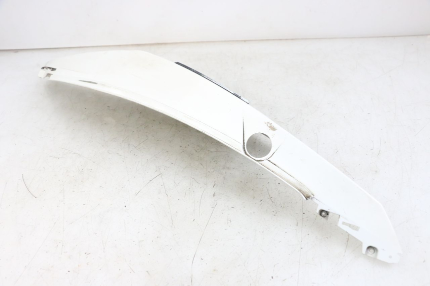 photo de RECHTER HINTERER KOTFLÜGEL SYM JET 14 4T 50 (2018 - 2022) - Details der Befestigungspunkte