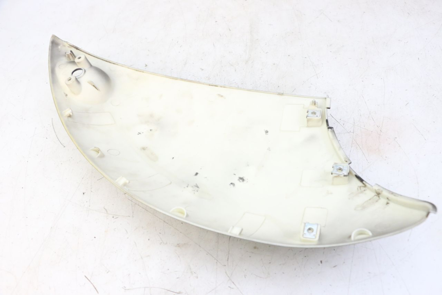 photo de VERKLEIDUNG HINTEN RECHTS JM MOTORS MIA 50 (2017 - 2020) - Zoom auf Gebrauchszustand