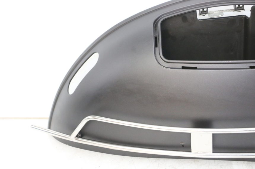 photo de VERKLEIDUNG HINTEN RECHTS JM MOTORS VX 125 (2022 - 2025) - Oberflächenzustand und Material