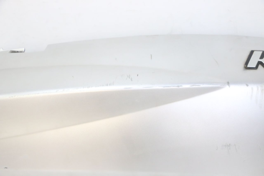 photo de VERKLEIDUNG HINTEN RECHTS PEUGEOT KISBEE 2T 50 (2018 - 2022) - Charakteristische Merkmale