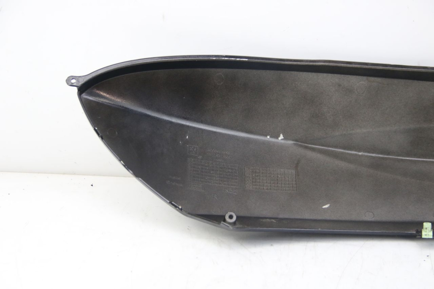 photo de RECHTER HINTERER KOTFLÜGEL PEUGEOT KISBEE 4T 50 (2018 - 2022) - Zoom auf Gebrauchszustand