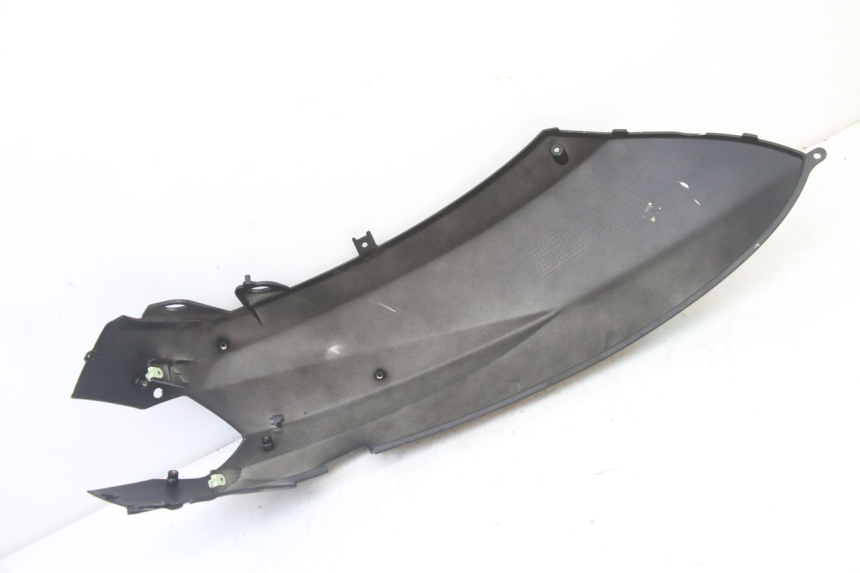 photo de RECHTER HINTERER KOTFLÜGEL PEUGEOT KISBEE 4T 50 (2018 - 2022) - Oberflächenzustand und Material