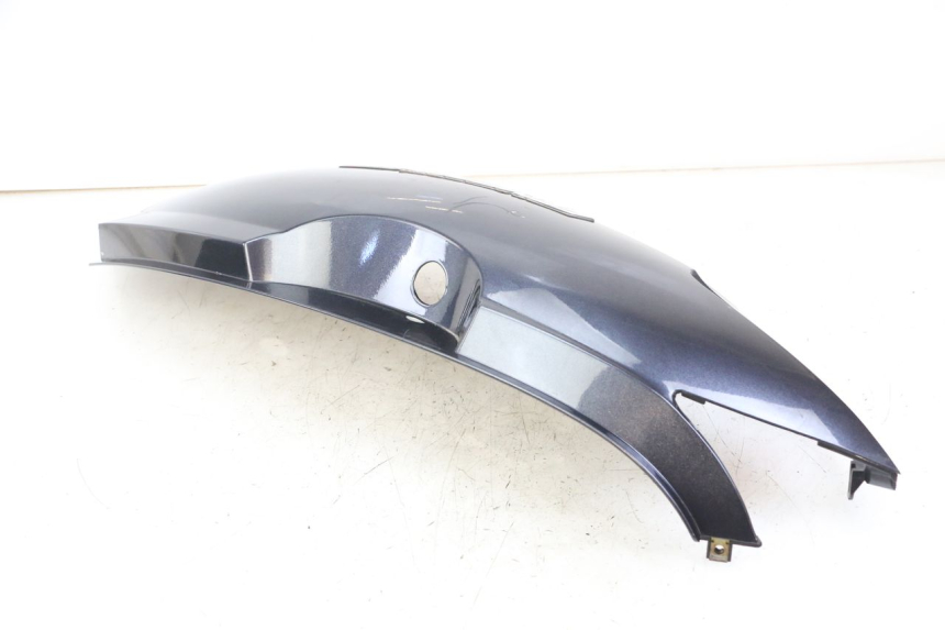 photo de VERKLEIDUNG HINTEN RECHTS KYMCO GRAND DINK 125 (2008 - 2014) - Kennzeichnungen und Originalreferenzen