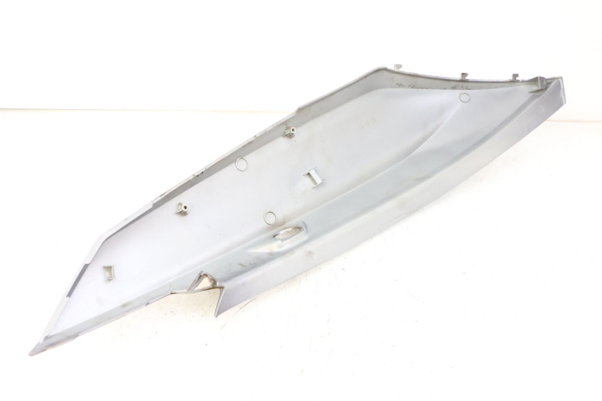 photo de RECHTER HINTERER KOTFLÜGEL KYMCO X-TOWN XTOWN 125 (2016 - 2021) - Technische Nahaufnahme