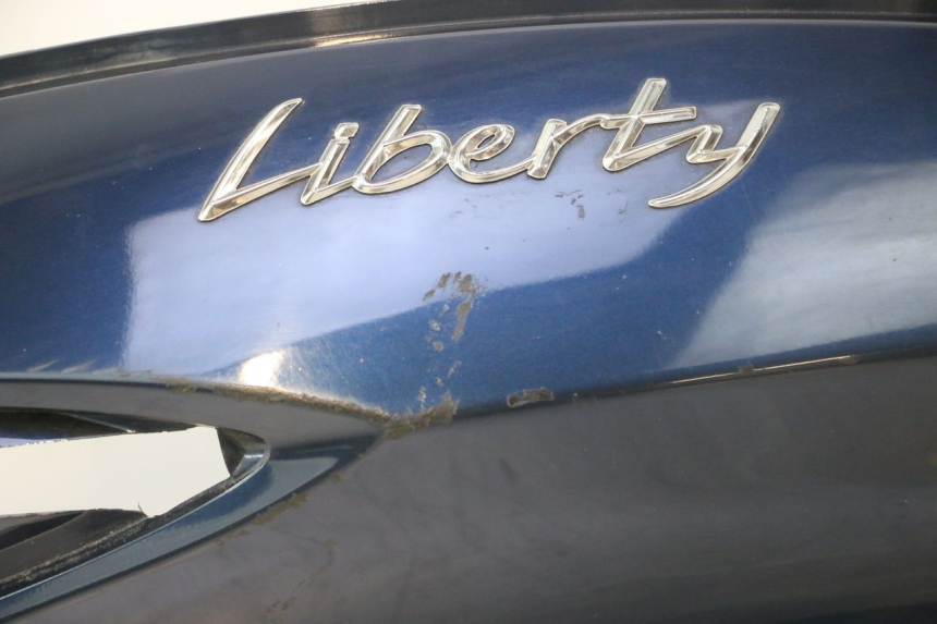 photo de RECHTER HINTERER KOTFLÜGEL PIAGGIO LIBERTY IGET 4T 50 (2015 - 2020) - Zoom auf Komponenten