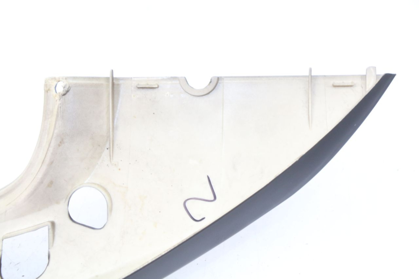 photo de VERKLEIDUNG HINTEN RECHTS EUROCKA MATADOR 4T 50 (2010 - 2016) - Detailansicht des Bauteils