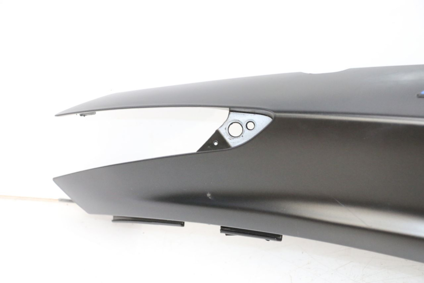 photo de VERKLEIDUNG HINTEN RECHTS PIAGGIO MP3 HPE 310 (2024 - 2025) - Detaillierte Sichtprüfung