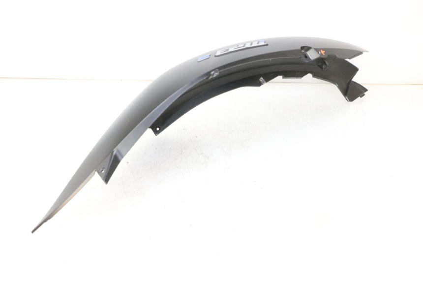 photo de VERKLEIDUNG HINTEN RECHTS PIAGGIO MP3 HPE 310 (2024 - 2025) - Kennzeichnungen und Originalreferenzen