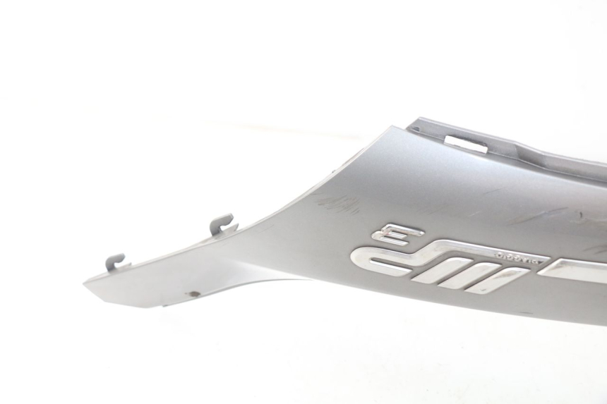 photo de VERKLEIDUNG HINTEN RECHTS PIAGGIO MP3 LT 400 (2007 - 2012) - Zoom auf Gebrauchszustand