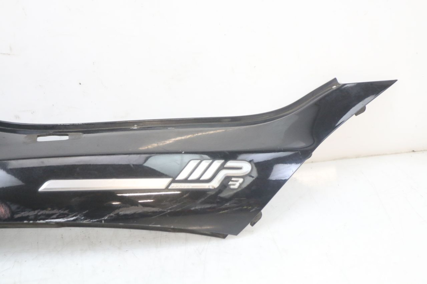 photo de VERKLEIDUNG HINTEN RECHTS PIAGGIO MP3 LT 400 (2007 - 2012) - Zoom auf Gebrauchszustand