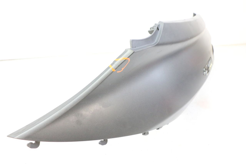photo de RECHTER HINTERER KOTFLÜGEL PIAGGIO MP3 500 (2014 - 2017) - Zoom auf Gebrauchszustand