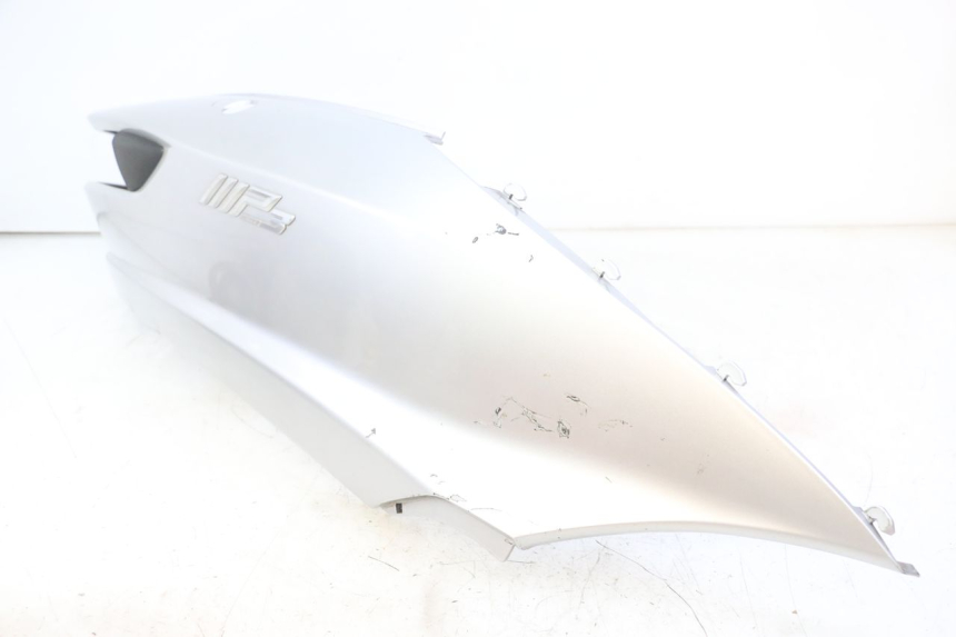 photo de RECHTER HINTERER KOTFLÜGEL PIAGGIO MP3 500 (2014 - 2017) - Technische Nahaufnahme