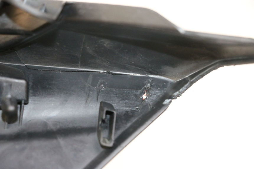 photo de VERKLEIDUNG HINTEN RECHTS YAMAHA MT-07 MT07 ABS 700 (2018 - 2020) - Detailansicht des Bauteils