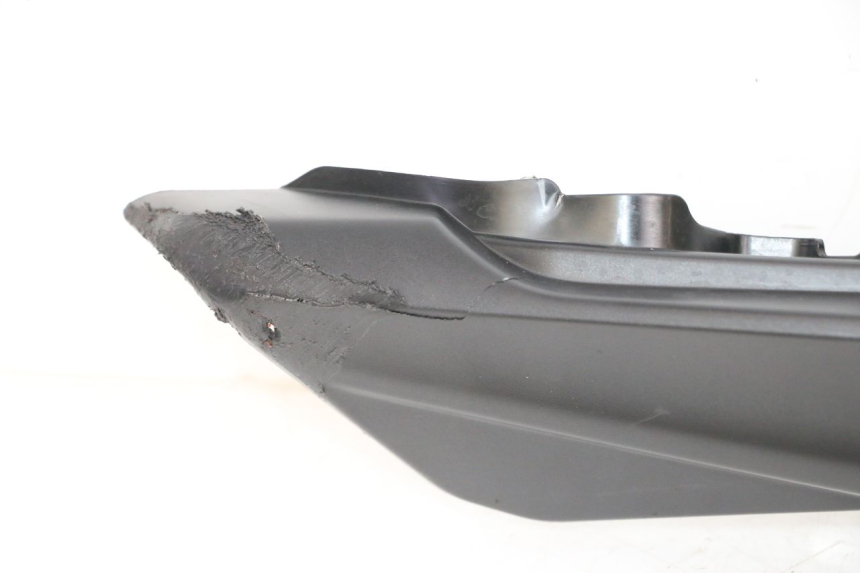 photo de VERKLEIDUNG HINTEN RECHTS YAMAHA MT-07 MT07 ABS 700 (2018 - 2020) - Detaillierte Sichtprüfung