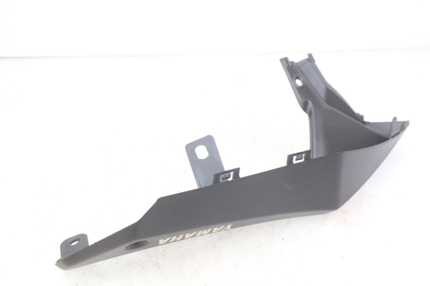 photo de RECHTER HINTERER KOTFLÜGEL YAMAHA MT ABS 125 (2014 - 2018) - Details der Befestigungspunkte