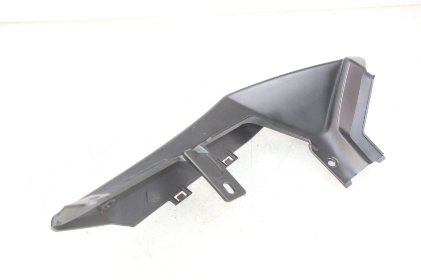 photo de RECHTER HINTERER KOTFLÜGEL YAMAHA MT ABS 125 (2014 - 2018) - Oberflächenzustand und Material