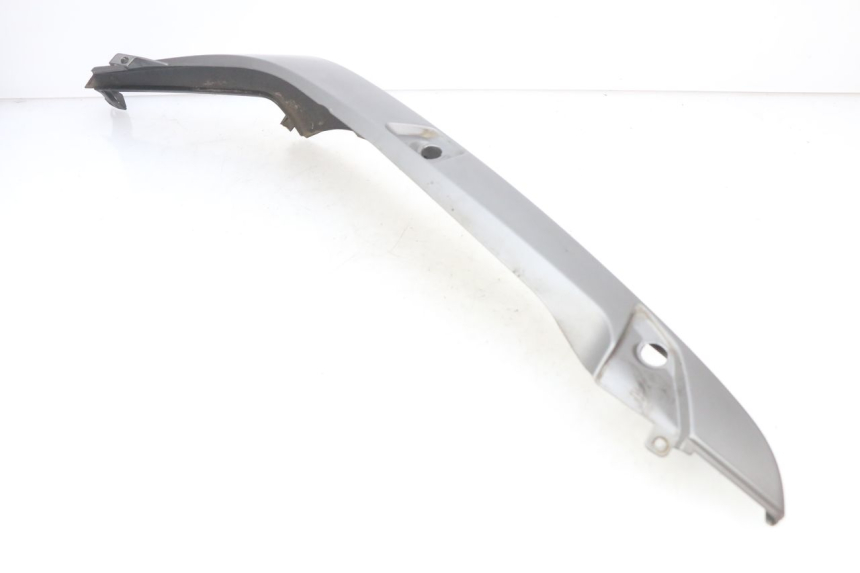 photo de RECHTER HINTERER KOTFLÜGEL GILERA NEXUS 125 (2009 - 2013) - Geprüftes Gebrauchtteil