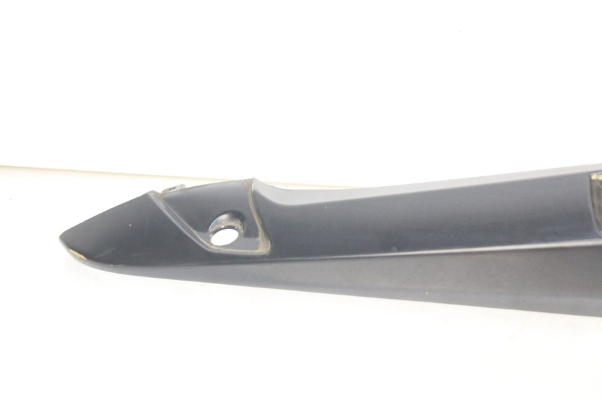 photo de RECHTER HINTERER KOTFLÜGEL GILERA NEXUS 125 (2007 - 2009) - Geprüftes Gebrauchtteil