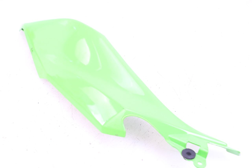 photo de VERKLEIDUNG HINTEN RECHTS KAWASAKI NINJA 400 (2018 - 2023) - Technische Nahaufnahme