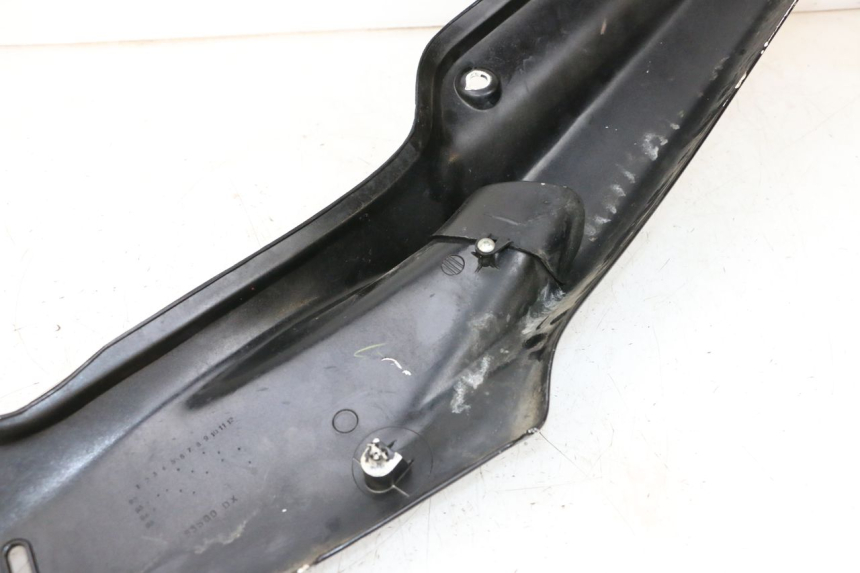 photo de VERKLEIDUNG HINTEN RECHTS HONDA NSR R 125 (1994 - 2003) - Alternative Perspektive