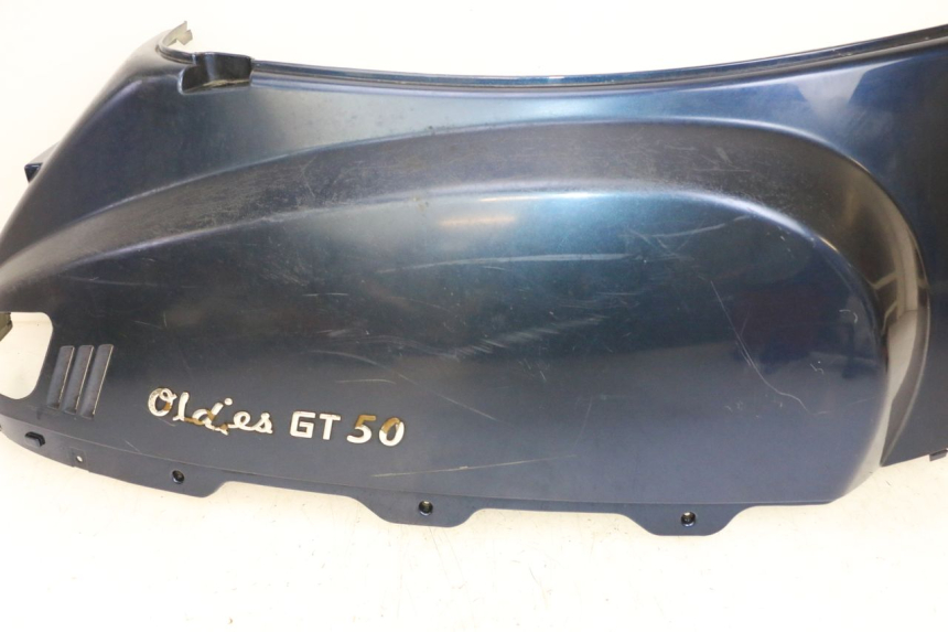 photo de VERKLEIDUNG HINTEN RECHTS JM MOTORS OLDIES GT 4T 50 (2018 - 2025) - Fokus auf die Struktur