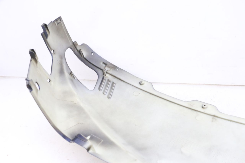 photo de VERKLEIDUNG HINTEN RECHTS JM MOTORS OLDIES GT 4T 50 (2018 - 2025) - Zoom auf Gebrauchszustand