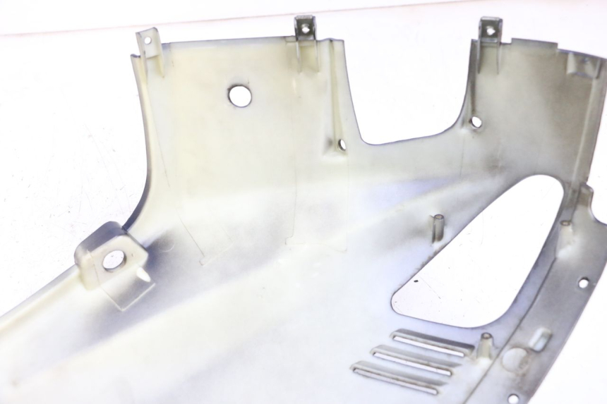 photo de VERKLEIDUNG HINTEN RECHTS JM MOTORS OLDIES GT 4T 50 (2018 - 2025) - Alternative Perspektive