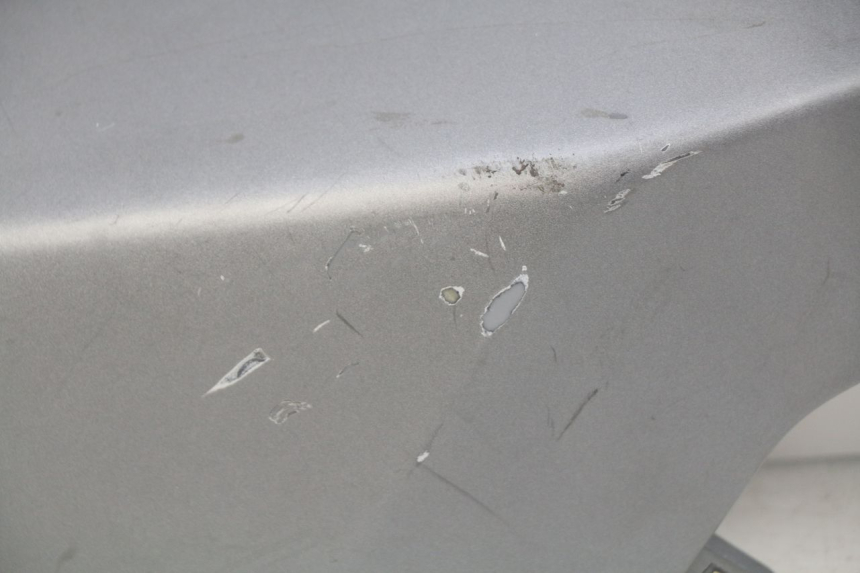 photo de VERKLEIDUNG HINTEN RECHTS SYM ORBIT 2 4T 50 (2008 - 2017) - Oberflächenzustand und Material