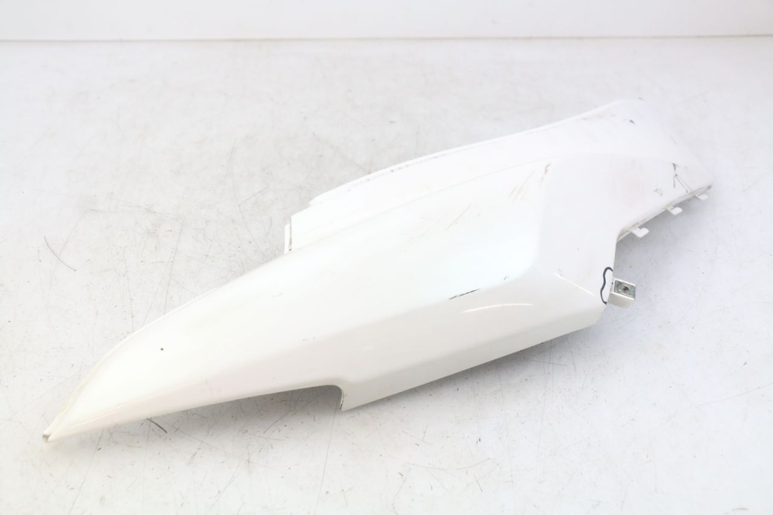 photo de RECHTER HINTERER KOTFLÜGEL SYM ORBIT 2 4T 50 (2018 - 2022) - Oberflächenzustand und Material