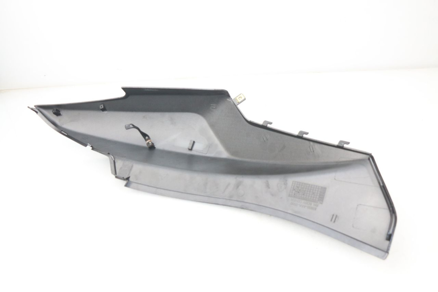 photo de VERKLEIDUNG HINTEN RECHTS SYM ORBIT 2 50 (2008 - 2014) - Alternative Perspektive