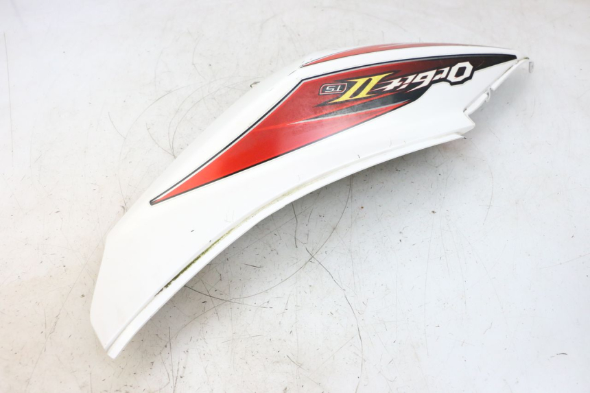 photo de VERKLEIDUNG HINTEN RECHTS SYM ORBIT 2 50 (2008 - 2014) - Oberflächenzustand und Material