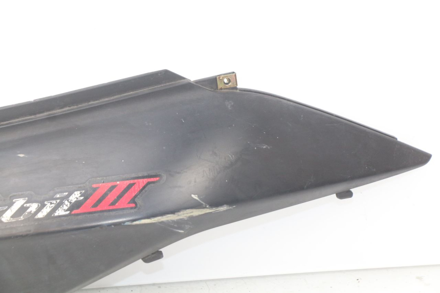 photo de RECHTER HINTERER KOTFLÜGEL SYM ORBIT III 3 4T 50 (2018 - 2021) - Charakteristische Merkmale