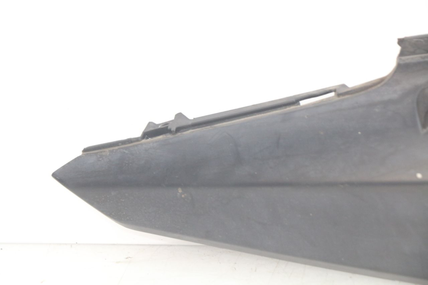 photo de RECHTER HINTERER KOTFLÜGEL SYM ORBIT III 3 4T 50 (2018 - 2021) - Kennzeichnungen und Originalreferenzen