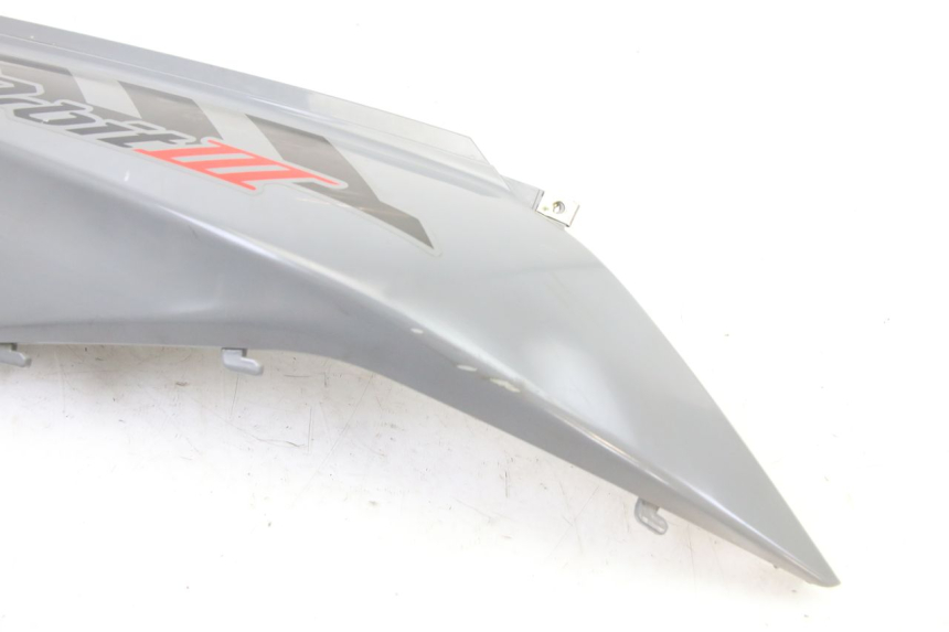 photo de VERKLEIDUNG HINTEN RECHTS SYM ORBIT III 3 4T 50 (2021 - 2025) - Alternative Perspektive