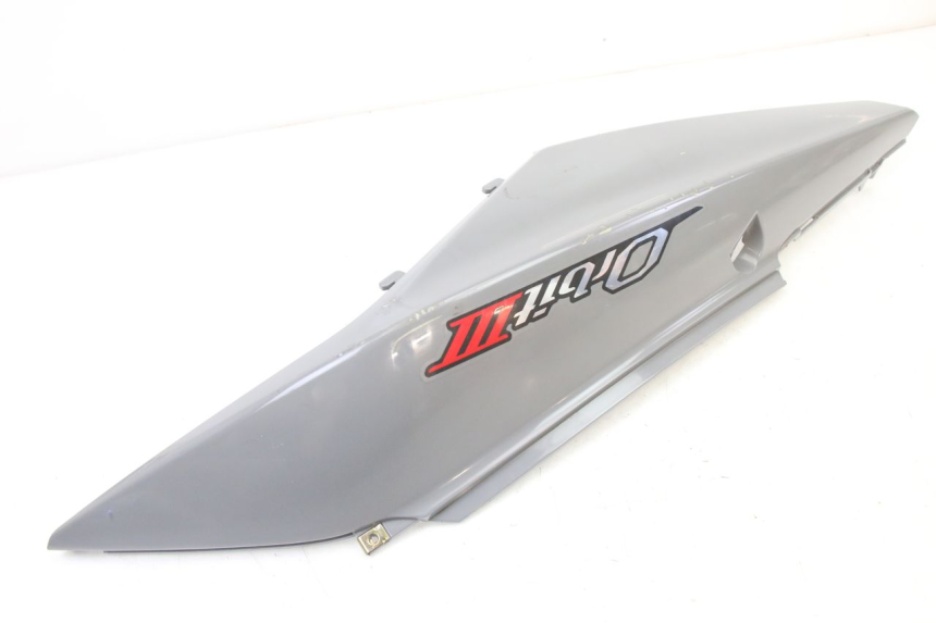 photo de VERKLEIDUNG HINTEN RECHTS SYM ORBIT III 3 4T 50 (2021 - 2025) - Details der Befestigungspunkte