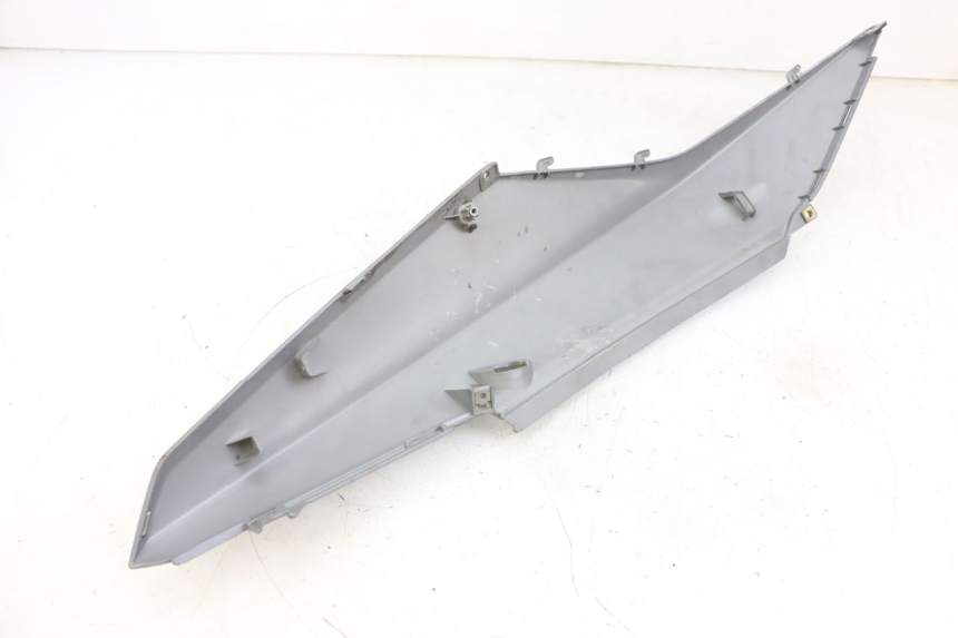 photo de VERKLEIDUNG HINTEN RECHTS SYM ORBIT III 3 4T 50 (2021 - 2025) - Gesamtansicht des Produkts