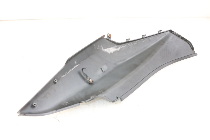 photo de VERKLEIDUNG HINTEN RECHTS SYM ORBIT 50 (2008 - 2010) - Alternative Perspektive